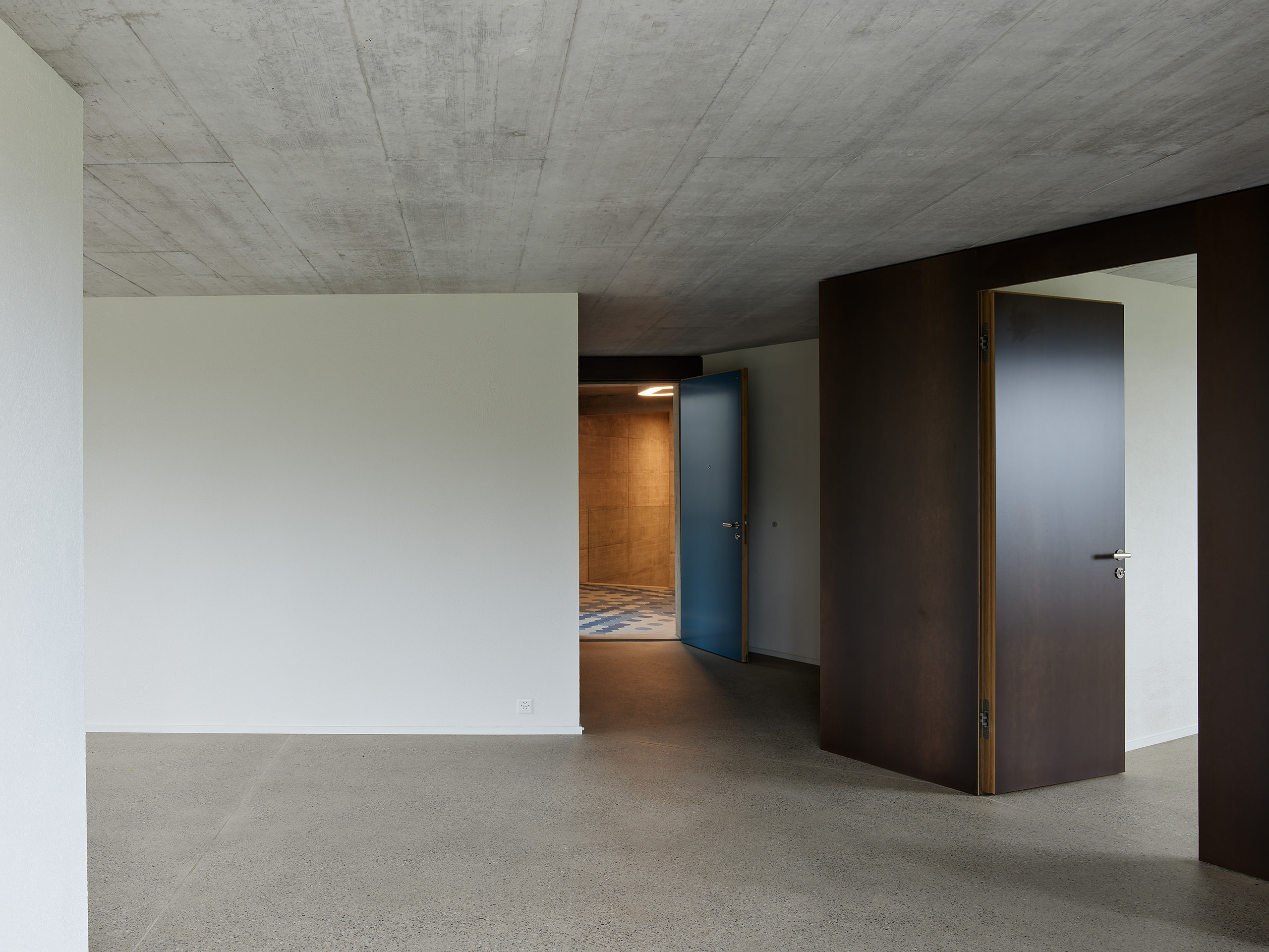 Ahp0055 AIQ4 000579 J2560